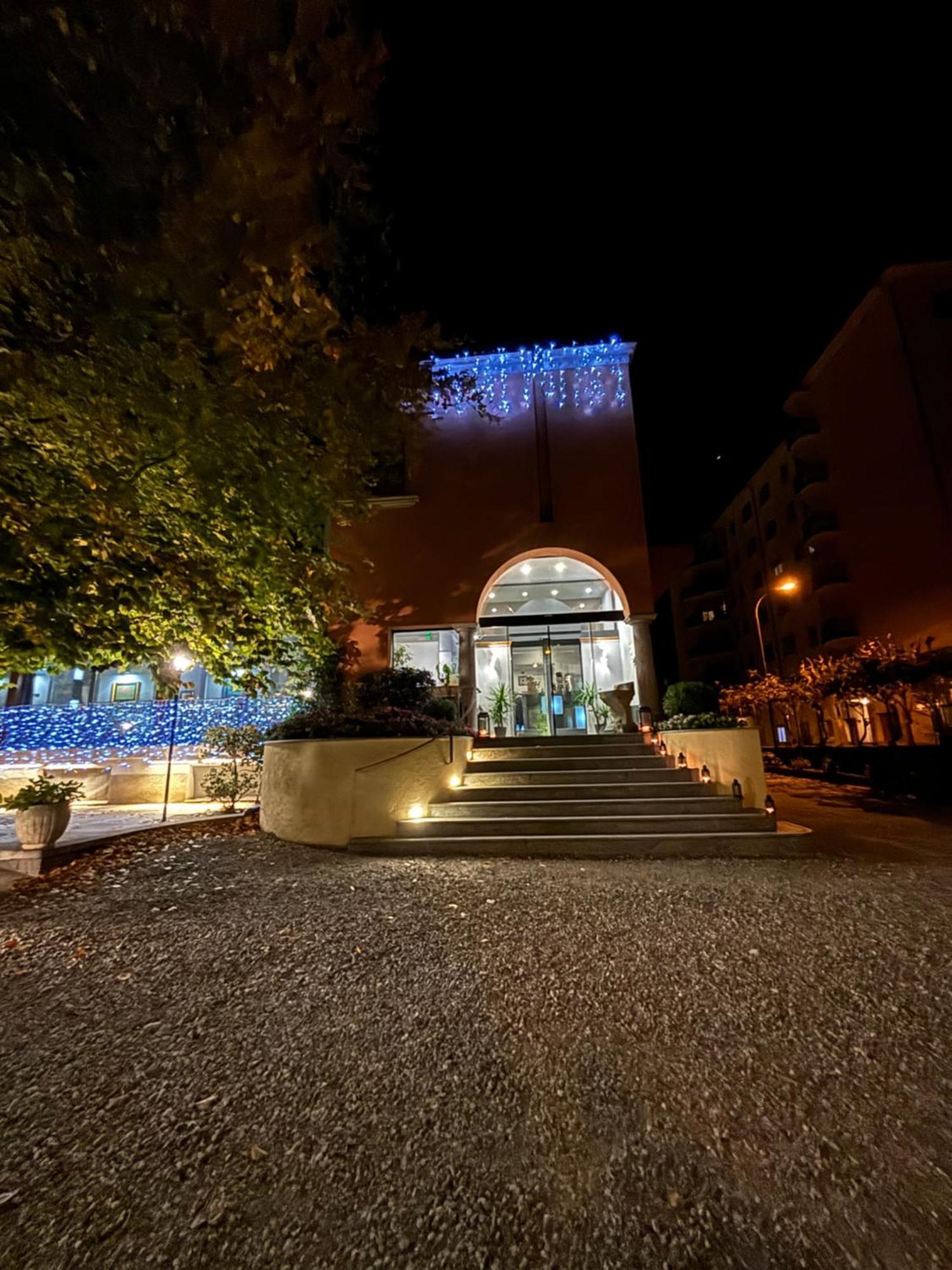 Villa Nasti Hotel Ristorante Canzo Dış mekan fotoğraf