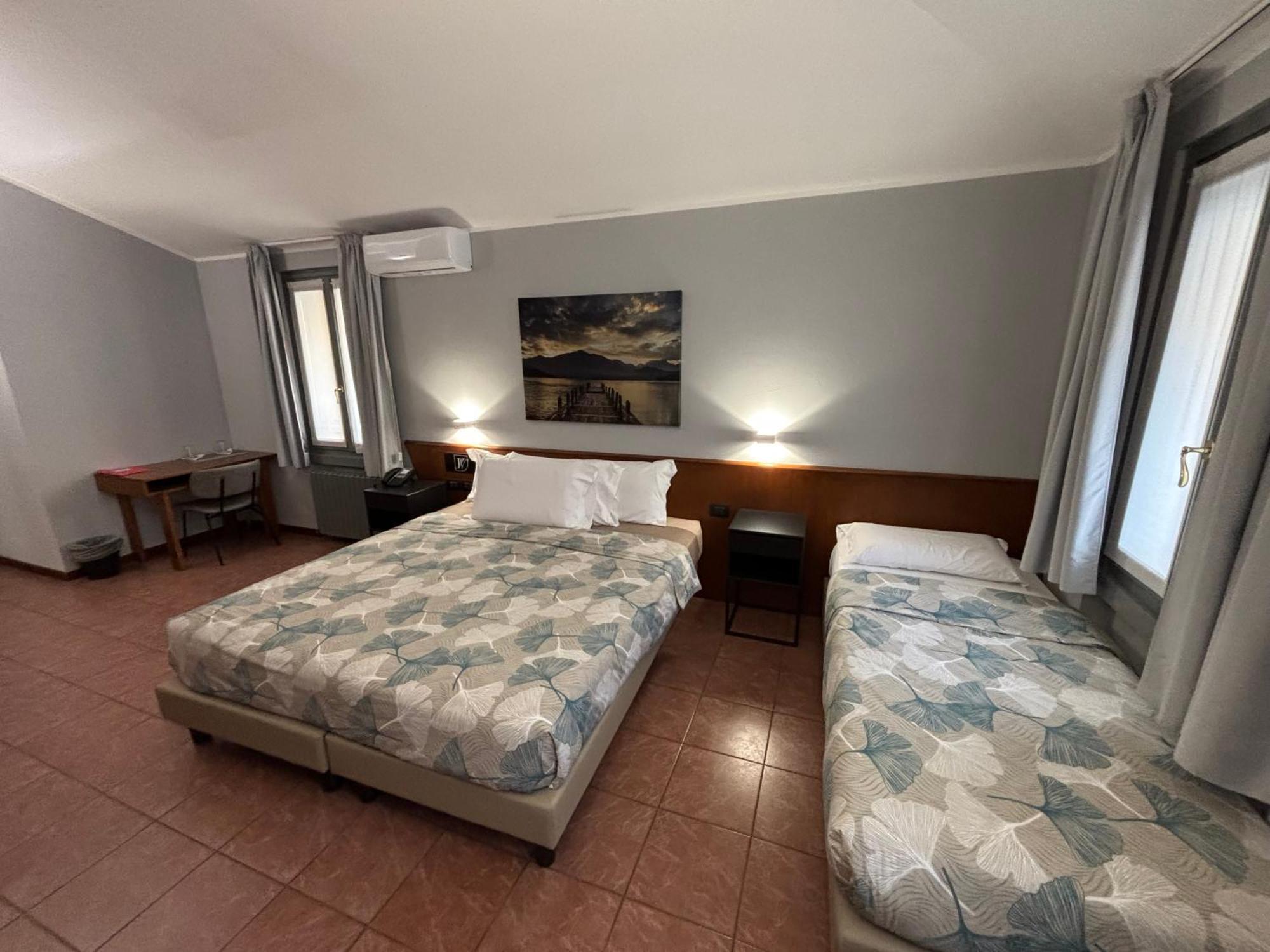 Villa Nasti Hotel Ristorante Canzo Dış mekan fotoğraf
