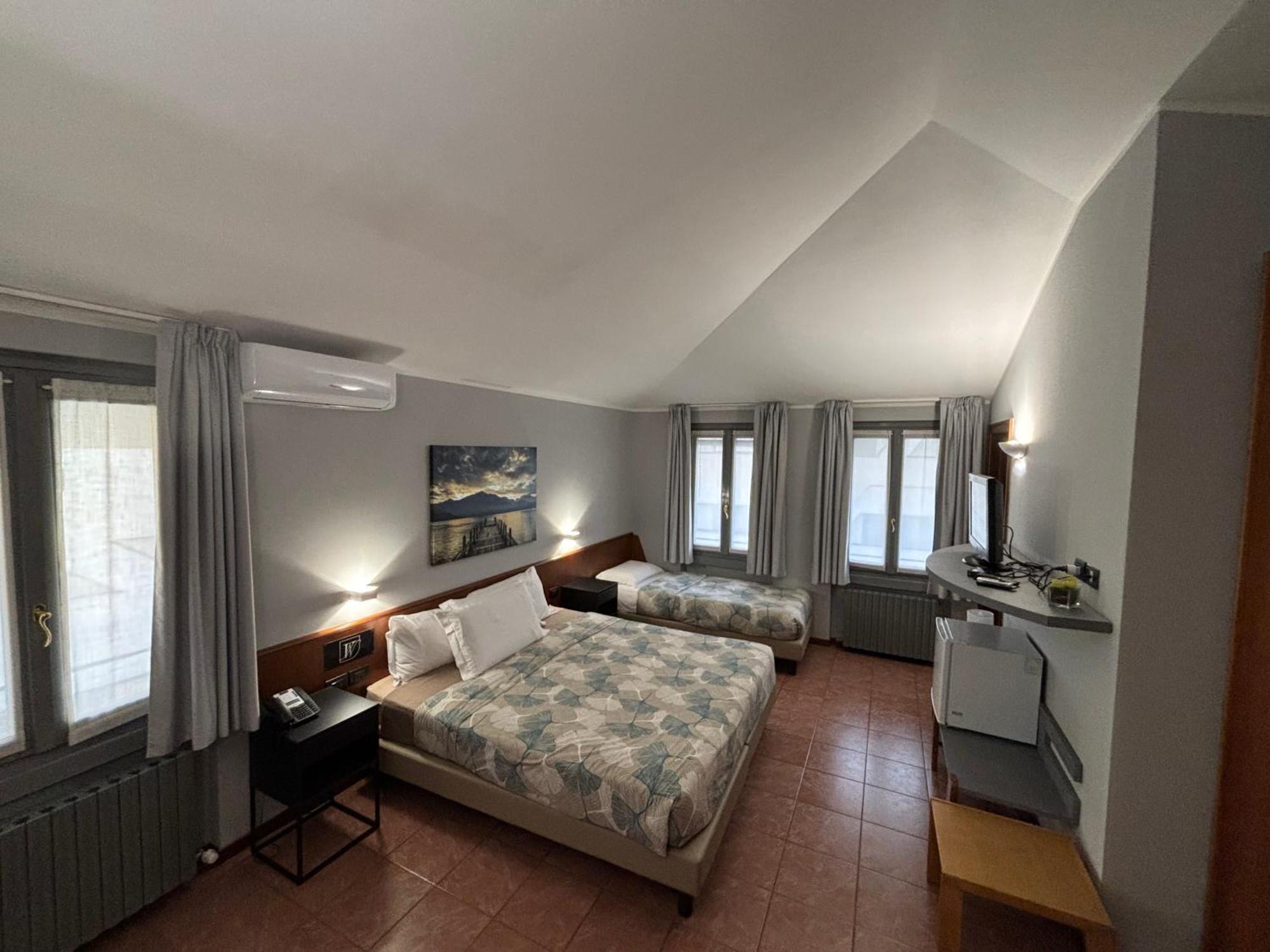 Villa Nasti Hotel Ristorante Canzo Dış mekan fotoğraf