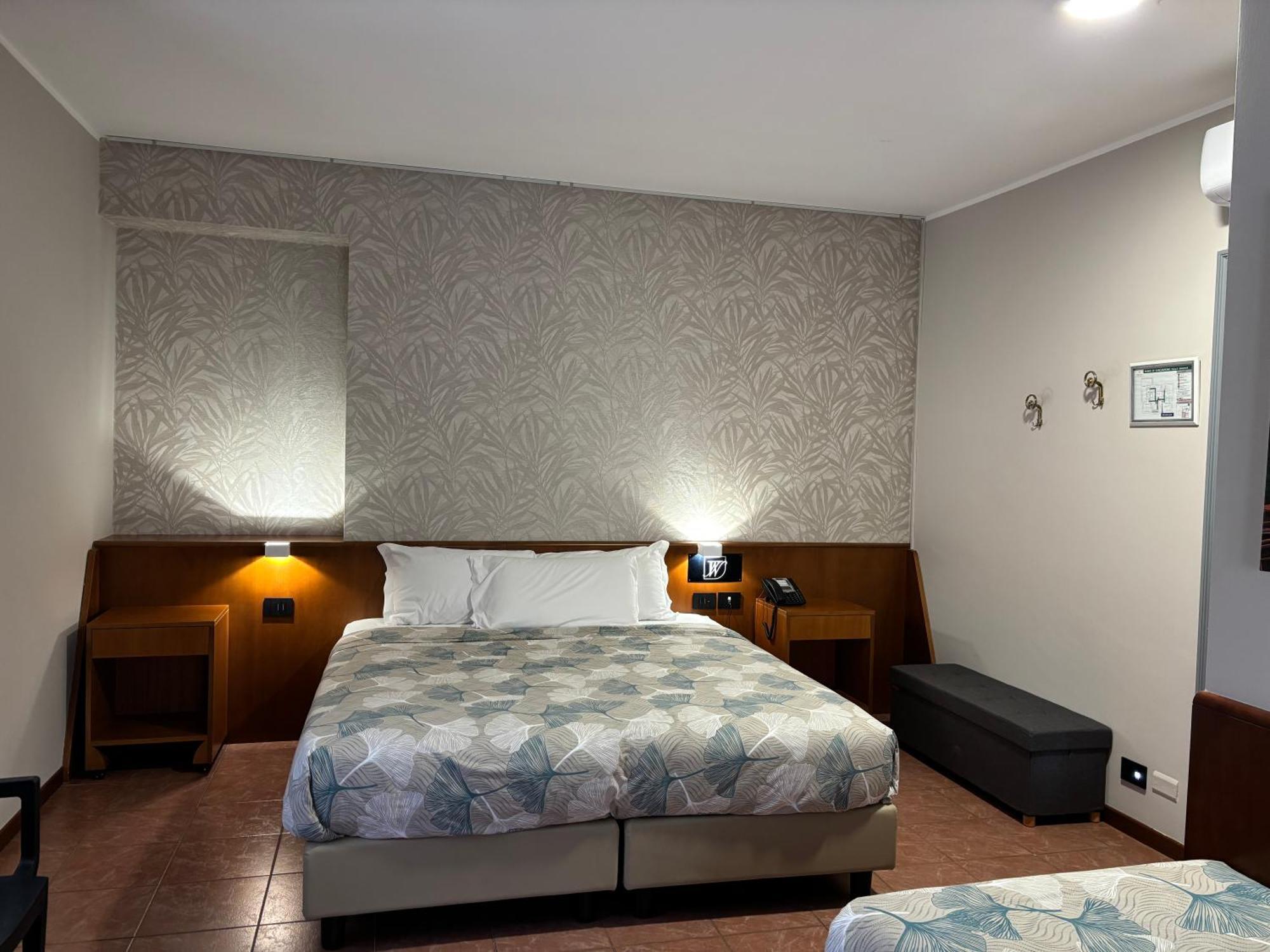 Villa Nasti Hotel Ristorante Canzo Dış mekan fotoğraf