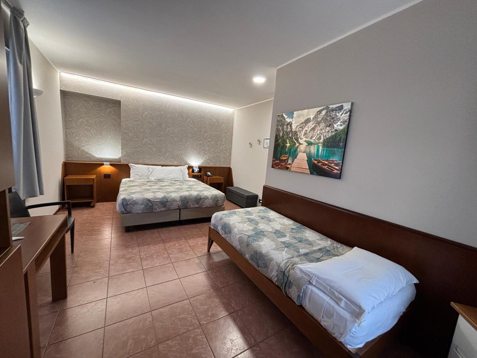 Villa Nasti Hotel Ristorante Canzo Dış mekan fotoğraf
