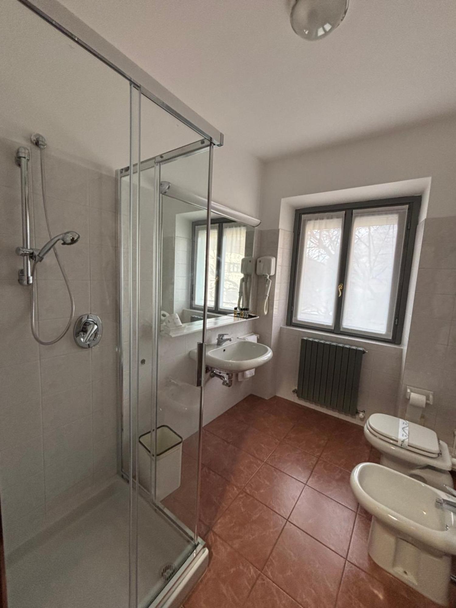 Villa Nasti Hotel Ristorante Canzo Dış mekan fotoğraf